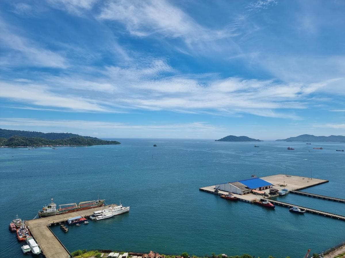 Nana Homestay - Jesselton Quay Kota Kinabalu Exterior photo