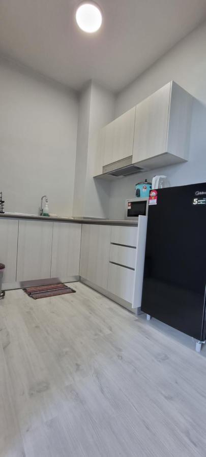Nana Homestay - Jesselton Quay Kota Kinabalu Exterior photo